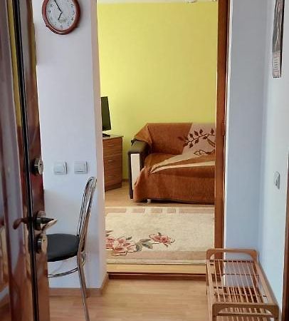 Fely Room Петрошани Экстерьер фото